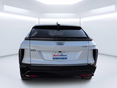 Used 2024 Cadillac Lyriq Luxury RWD image 4
