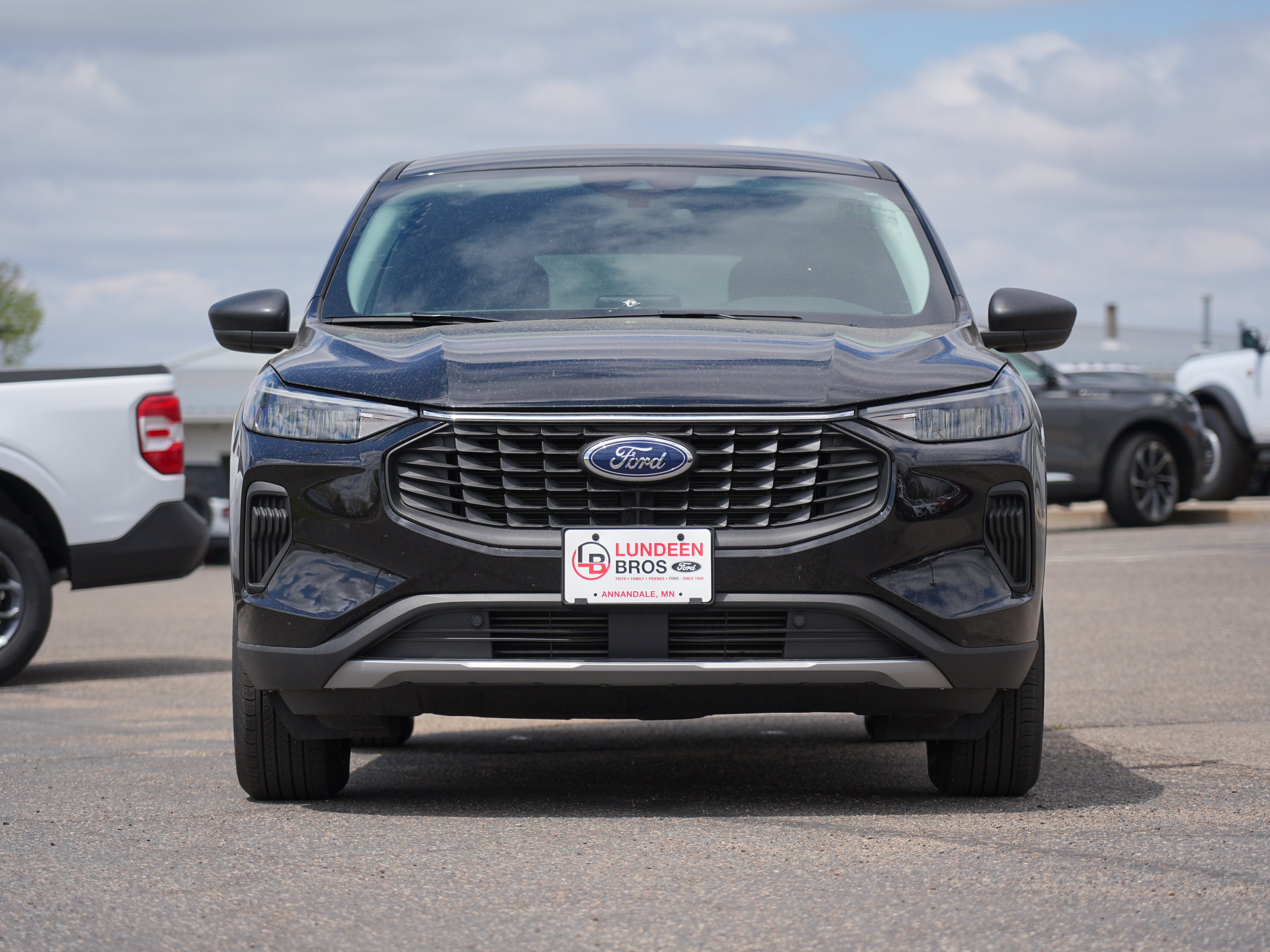 Used 2024 Ford Escape Active AWD/4WD image 9