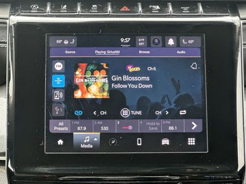 Used 2021 Jeep Grand Cherokee L Laredo w/ Luxury Tech Group I image 26