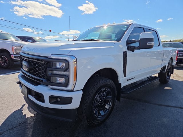 Used 2023 Ford F250 Lariat w/ Lariat Ultimate Package AWD/4WD image 2