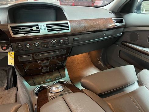 Used 2004 BMW 745Li RWD image 25
