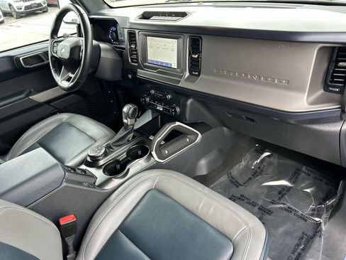 Used 2023 Ford Bronco Outer Banks image 13