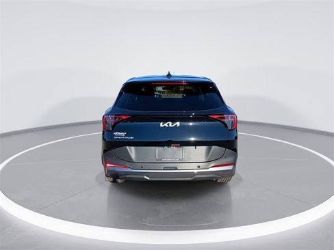 New 2026 Kia Sportage LX image 7