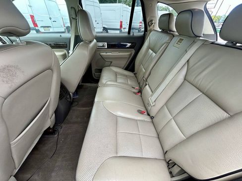 Used 2008 Lincoln MKX AWD image 11