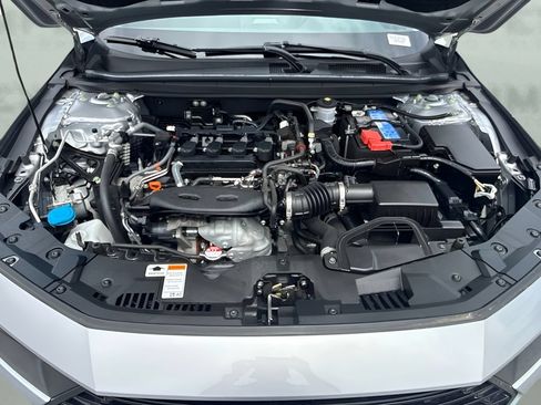 Used 2023 Honda Accord EX image 19