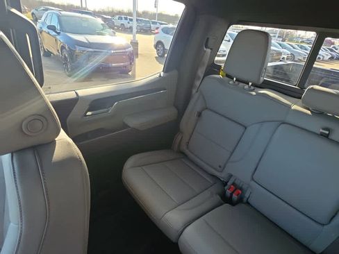 Used 2025 GMC Sierra 1500 SLT w/ SLT Premium Package image 22