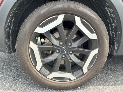 Used 2024 Kia Telluride S AWD/4WD image 11