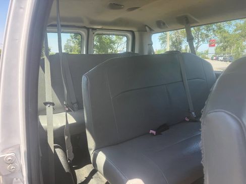 Used 2014 Ford E-350 and Econoline 350 XL w/ Power Windows & Locks Group RWD image 12