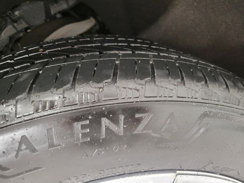 Used 2022 Chevrolet Suburban High Country image 4