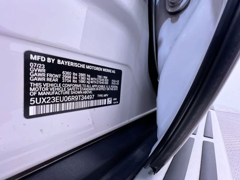 Used 2024 BMW X5 xDrive40i w/ Premium Package AWD/4WD image 50