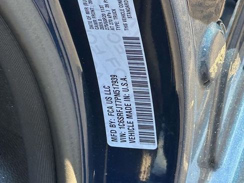 Used 2023 RAM 1500 Laramie image 11