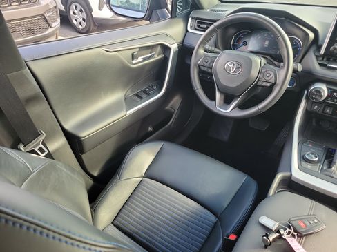 Used 2021 Toyota RAV4 XSE w/ XSE Grade Weather Package image 15