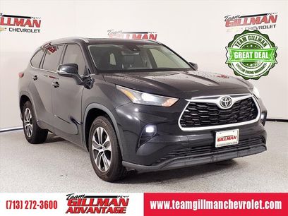 Used 2022 Toyota Highlander XLE