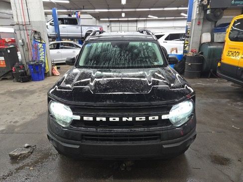 Used 2023 Ford Bronco Sport Outer Banks image 3