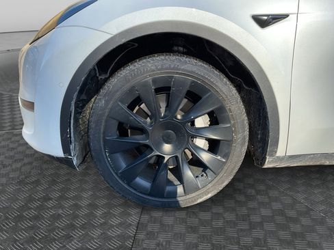 Used 2020 Tesla Model Y Performance image 14