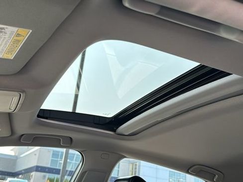 Certified 2026 Acura Integra FWD image 22