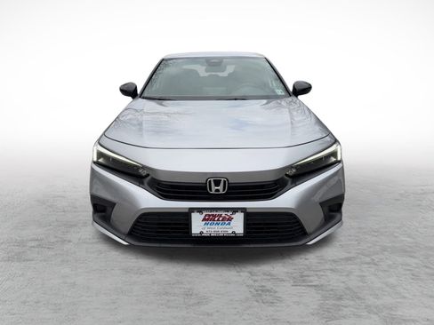 Used 2023 Honda Civic Sport image 2