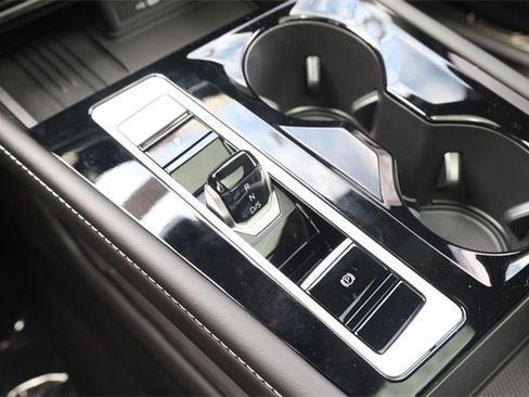 New 2026 Volkswagen Atlas SEL image 21