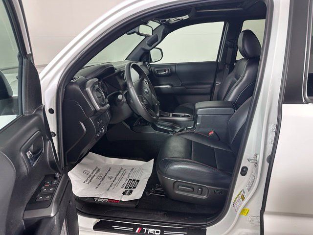 Used 2023 Toyota Tacoma TRD Pro AWD/4WD image 18