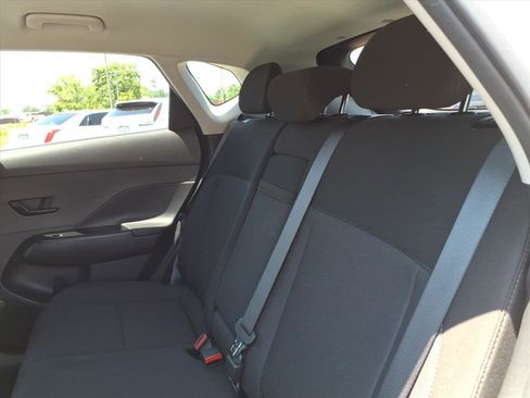 Used 2024 Hyundai Kona SEL FWD image 12