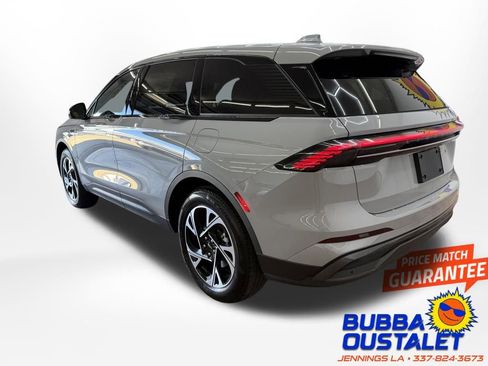 New 2026 Lincoln Nautilus Premier w/ Equipment Group 102A AWD/4WD image 4