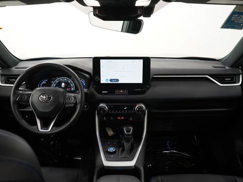 Used 2025 Toyota RAV4 XSE w/ Weather Package AWD/4WD image 13