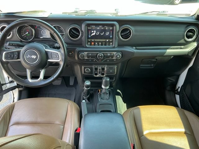 Used 2022 Jeep Wrangler Unlimited Sahara AWD/4WD image 4