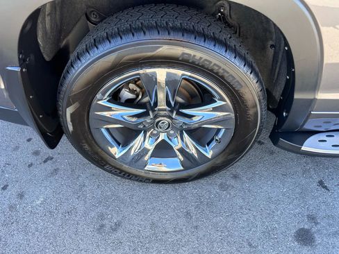 Used 2018 Toyota Highlander Limited Platinum image 15