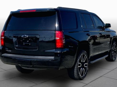Used 2017 Chevrolet Tahoe LT w/ Luxury Package RWD image 13