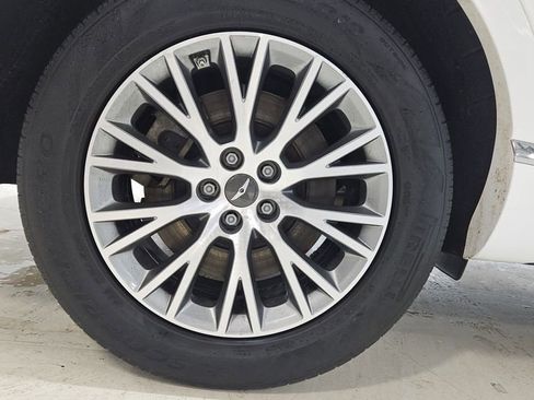 Used 2024 Genesis GV80 2.5T image 40