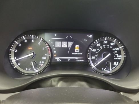 Used 2021 Toyota Highlander XLE AWD/4WD image 29