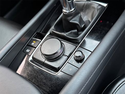 Used 2022 MAZDA MAZDA3 s image 15