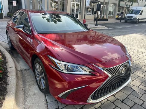 Used 2021 Lexus ES 350 w/ Protection Package (P3) image 2