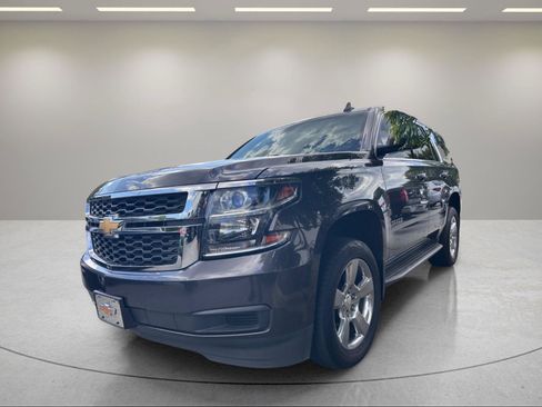 Used 2017 Chevrolet Tahoe LT RWD image 2