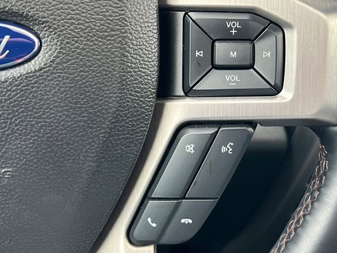 Used 2019 Ford F150 Platinum w/ Equipment Group 701A Luxury image 34