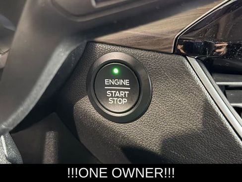 Used 2020 Ford Escape Titanium image 31