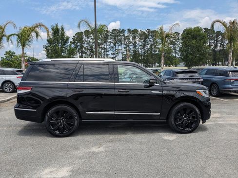 Certified 2024 Lincoln Navigator Reserve image 4