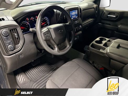 Used 2021 Chevrolet Silverado 1500 Custom Trail Boss AWD/4WD image 12