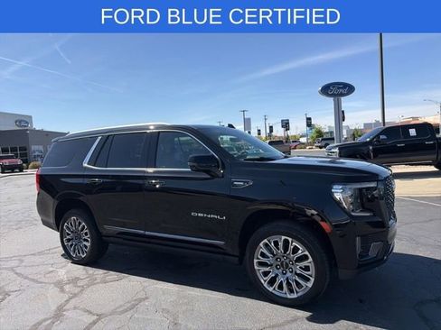 Used 2023 GMC Yukon Denali Ultimate AWD/4WD image 2