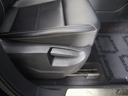 Used 2022 Volkswagen Atlas SE image 32