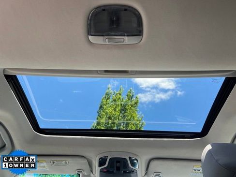 Used 2022 Subaru Outback Premium AWD/4WD image 15