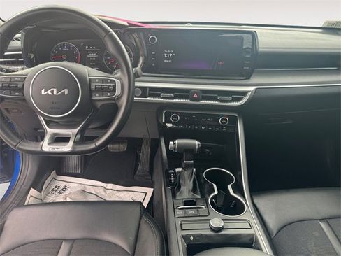 Used 2023 Kia K5 GT-Line image 10
