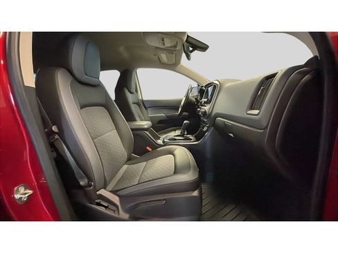 Used 2021 Chevrolet Colorado Z71 AWD/4WD image 16