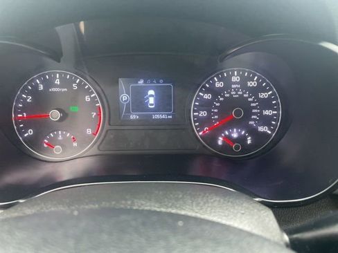 Used 2017 Kia Optima LX w/ Convenience Plus Package FWD image 24