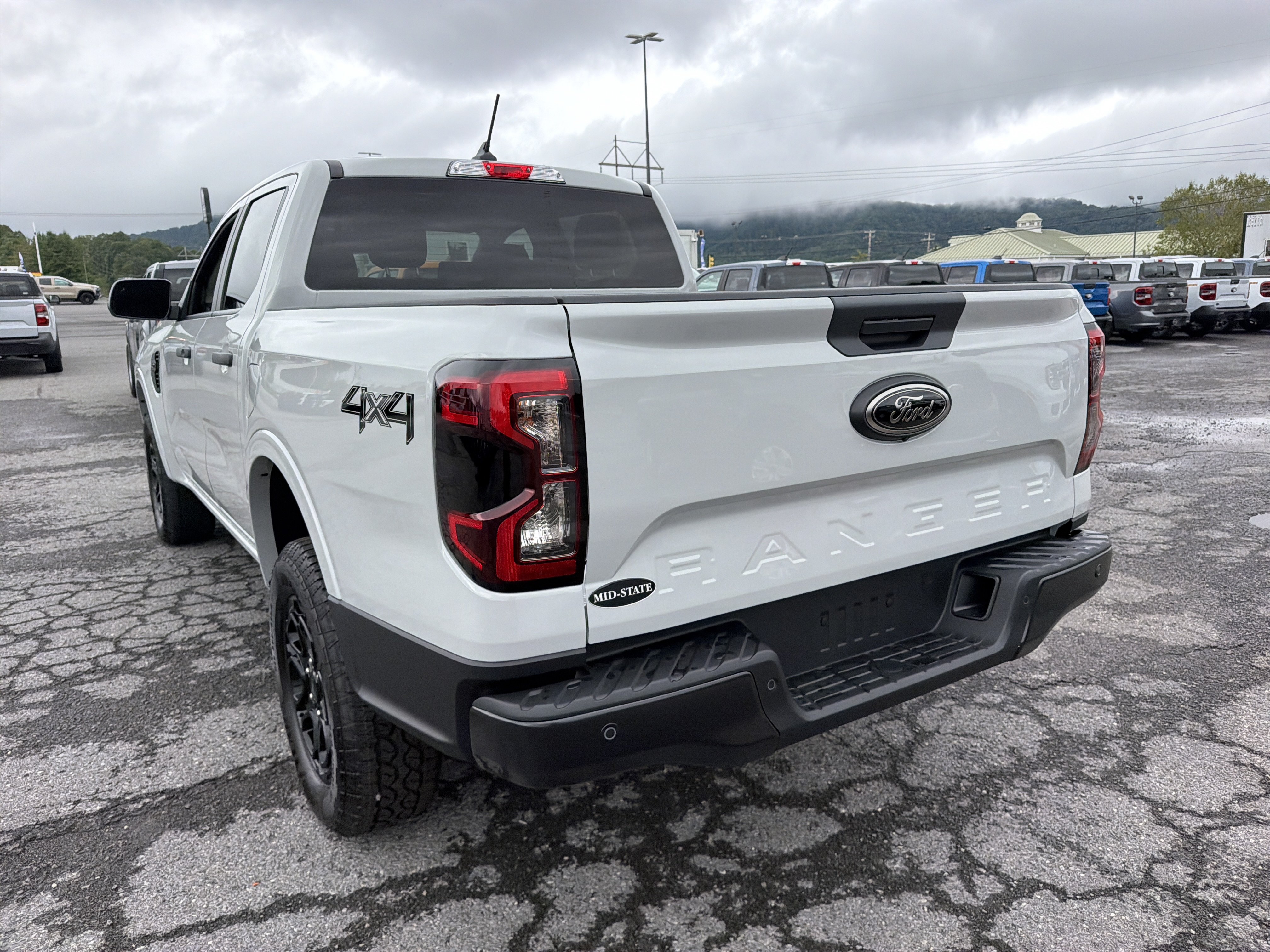 New 2026 Ford Ranger XLT w/ Black Appearance Package AWD/4WD image 7