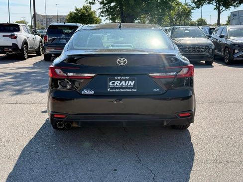 Used 2025 Toyota Camry SE FWD image 6