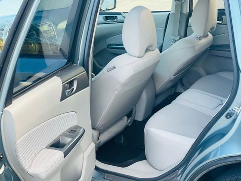 Used 2011 Subaru Forester 2.5X Premium image 10