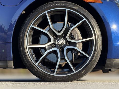 Used 2022 Porsche Taycan image 20