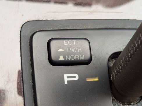 Used 1994 Lexus ES 330 4dr Sedan Auto image 25