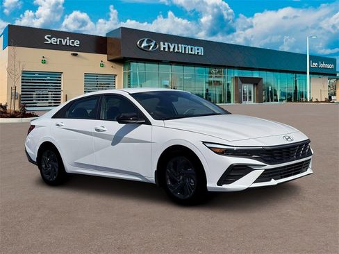 New 2026 Hyundai Elantra Sport image 10
